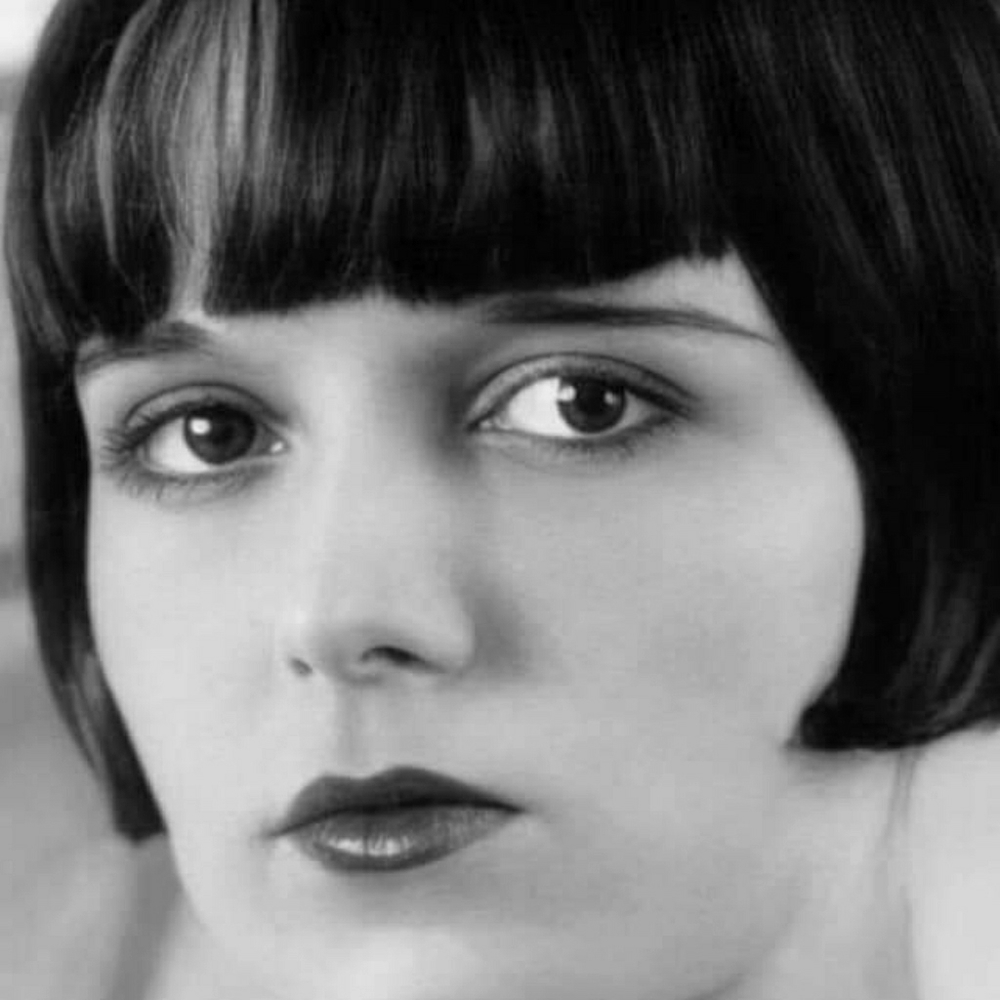 Meet your Posher, Crista